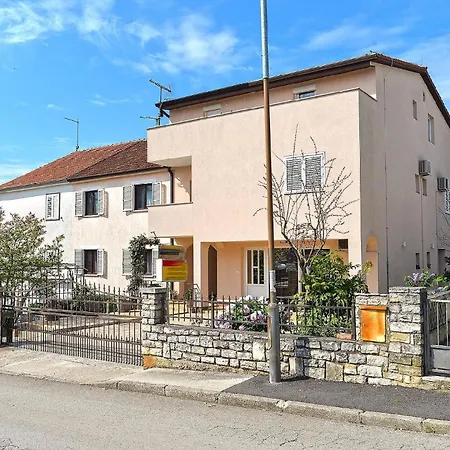 Apartment Fuer 4 Personen Ca 60 Qm In Cervar-porat, Istrien Istrische Riviera Porec